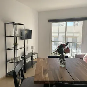 https://apartamento-en-el-centro-de-nerja-29780-2.es-andalucia.com