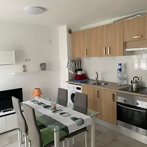 https://apartamento-los-gemelos.in-canary-islands.com